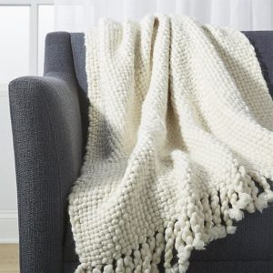 Cozy Blankets Perfect For The Winter
